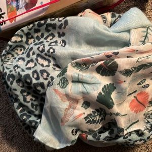 Blanket scarf 33/70 inches gorgeous lightweight scarf, Hadley wren brand